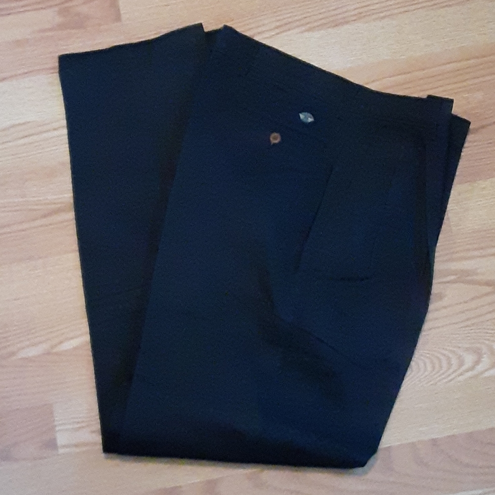 DOCKERS Classic Fit Pants, 34 X 34, Black